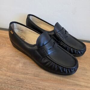 SAS Black Leather Slip On Loafers Womens 10 Comfort Shoes USA Walking